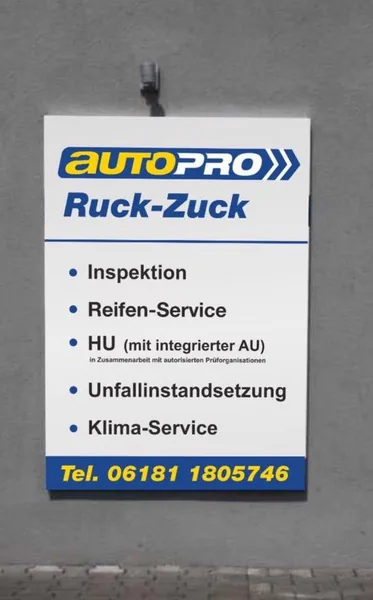 Leistungsschild der Werkstatt mit Klima-Service